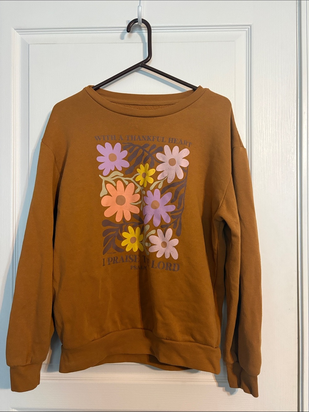 Blessed Girl Psalm 9:1 Floral Christian Graphic Sweatshirt Size Medium